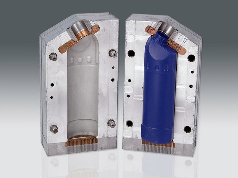 Single-cavity blow mould for a 750 ml bottle, cut in Alumec.